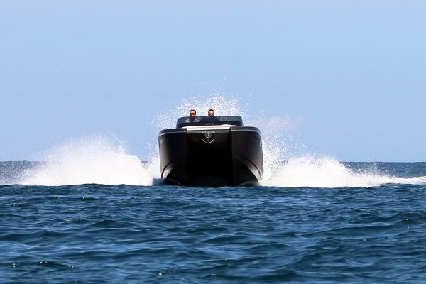 Aurea Yachts - Power Catamaran - Catamarano a Motore - 30 Cabin - Home 05